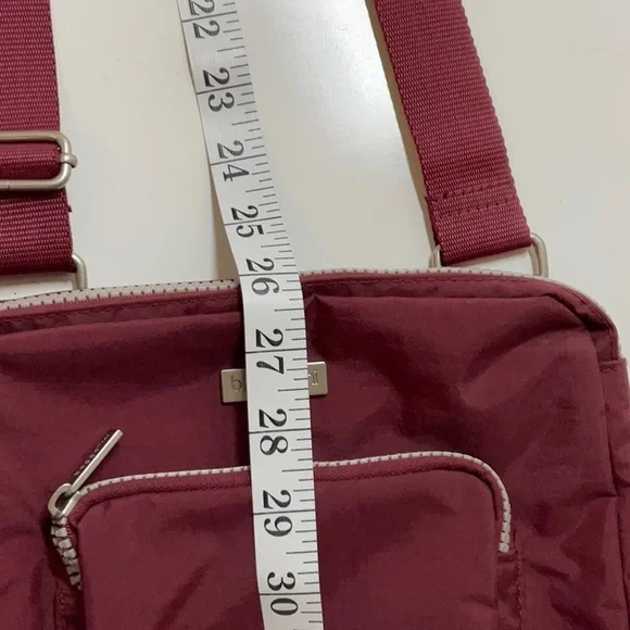 Baggallini Crossbody Maroon - Picture 10 of 10